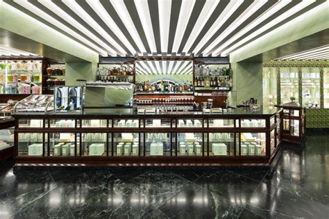prada acquisizioni di pasticceria
